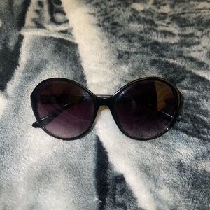 Oscar de la Renta Sunglasses